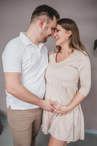 Stefanie Hürrich Fotografie | Babybauch | Paarfotograf auf alleFotografen