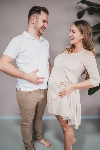 Stefanie Hürrich Fotografie | Babybauch | Babyfotograf auf alleFotografen