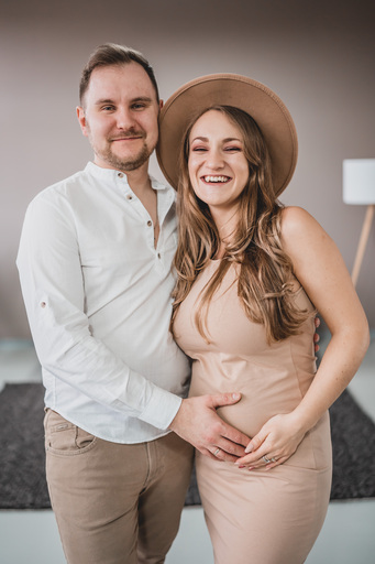 Stefanie Hürrich Fotografie | Babybauch | Portraitfotograf auf alleFotografen