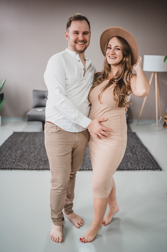 Stefanie Hürrich Fotografie | Babybauch | Paarfotograf auf alleFotografen
