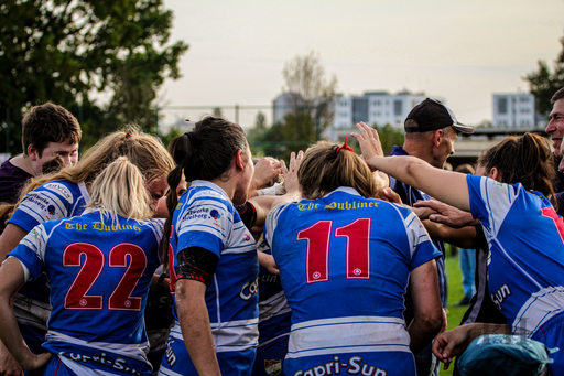 Paula Hacker | Rugby | Pferdefotograf auf alleFotografen