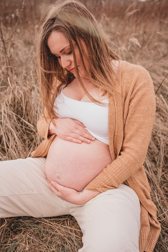 Stefanie Hürrich Fotografie | Babybauch | Portraitfotograf auf alleFotografen