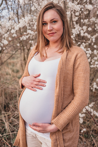 Stefanie Hürrich Fotografie | Babybauch | Kinderfotograf auf alleFotografen