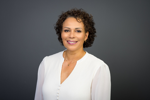 Malte Reiter Fotografie | Bewerbungsfotos Wuppertal | Hochzeitsfotograf auf alleFotografen