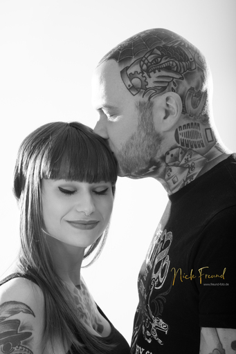 Freund Foto Fotostudio in Fürth | Paar Aufnahmen | Pressefotograf auf alleFotografen
