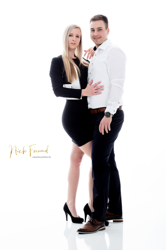 Freund Foto Fotostudio in Fürth | Paar Aufnahmen | Kinderfotograf auf alleFotografen
