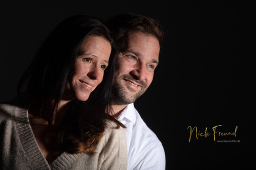 Freund Foto Fotostudio in Fürth | Paar Aufnahmen | Aktfotograf auf alleFotografen