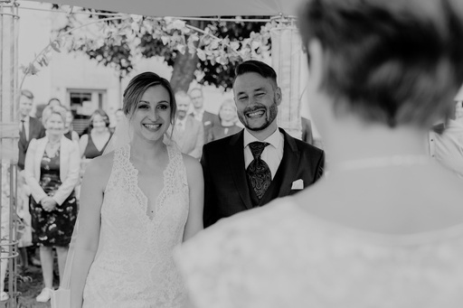 Momente Hochzeitsfotografie | Hochzeit | Hochzeitsfotograf auf alleFotografen