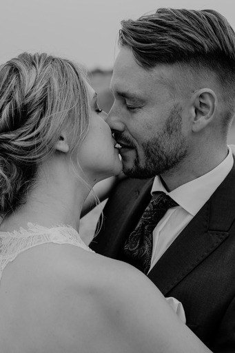 Momente Hochzeitsfotografie | Hochzeit | Babyfotograf auf alleFotografen