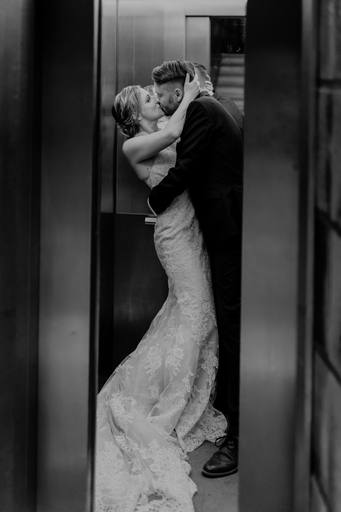 Momente Hochzeitsfotografie | Hochzeit | Passbildfotograf auf alleFotografen
