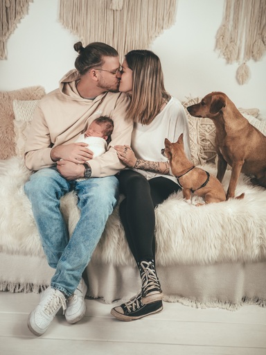 Hauser Fotografie | Newborn | Babyfotograf auf alleFotografen