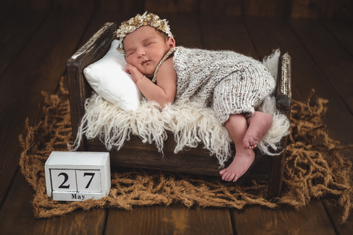 Hauser Fotografie | Newborn | Werbefotograf auf alleFotografen