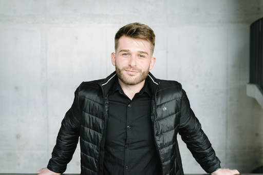 Tobias Völcker | Business | Bewerbungsfotograf auf alleFotografen