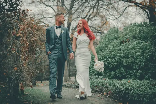 Hensel Photography | Hochzeitsfotos | Bewerbungsfotograf auf alleFotografen