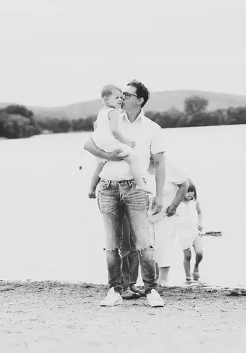 Hensel Photography | Familienfotos | Pressefotograf auf alleFotografen