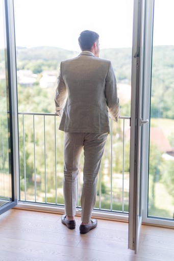 Royal & Sarah Photography | Hochzeit Burghof Brombachtal | Hochzeitsfotograf auf alleFotografen