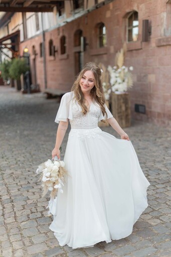 Royal & Sarah Photography | Hochzeit Burghof Brombachtal | Konfirmationsfotograf auf alleFotografen