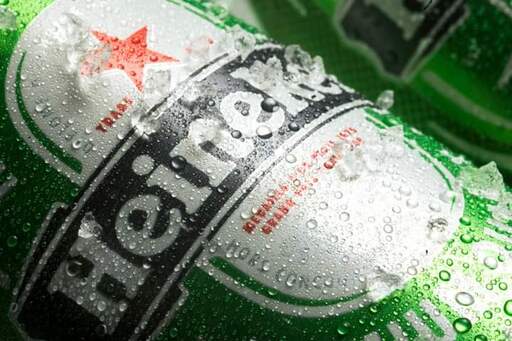 Lucia Benavides | Produktfotos | Aktfotograf auf alleFotografen