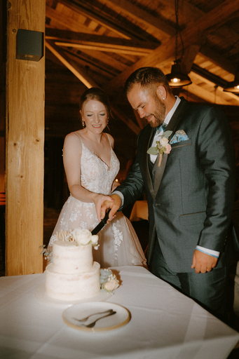 Irina Bottlang Photography | Wedding | Paarfotograf auf alleFotografen