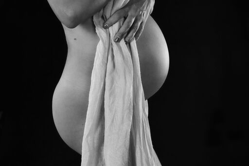 IoDali Fotografie  | Schwangerschaft & Babybauch | Modefotograf auf alleFotografen
