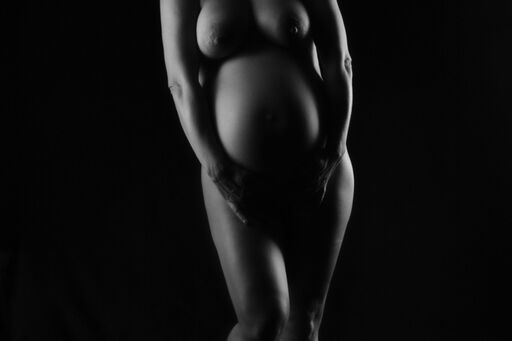 IoDali Fotografie  | Schwangerschaft & Babybauch | Beautyfotograf auf alleFotografen