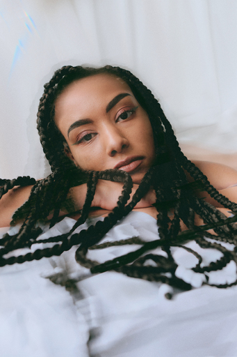 goy.le | Portrait | Beautyfotograf auf alleFotografen