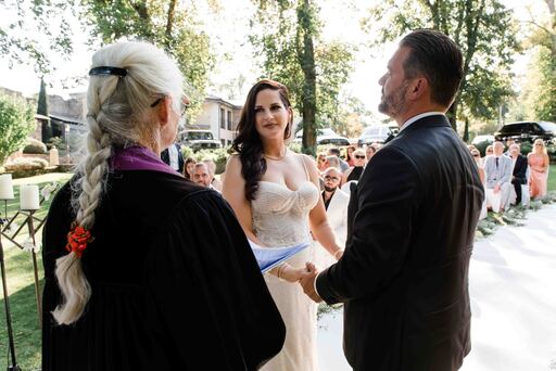 Nora Cordova Photography | Hochzeitsfotografie | Werbefotograf auf alleFotografen