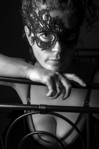 Nora Cordova Photography | Aktfotografie | Abiballfotograf auf alleFotografen