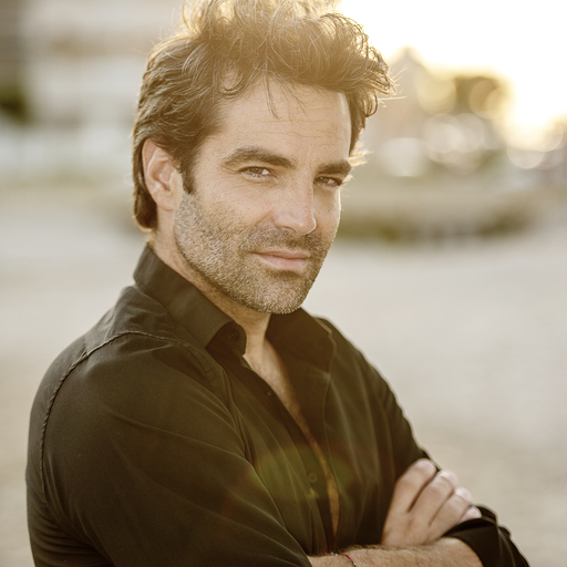 Nora Cordova Photography | Portraitshooting | Hochzeitsfotograf auf alleFotografen