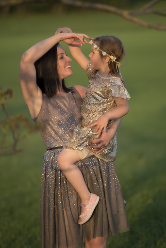 Nora Cordova Photography | Familienshooting | Imagefotograf auf alleFotografen