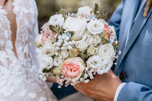 Sarah Genuit Fotografie | Hochzeit | Pferdefotograf auf alleFotografen