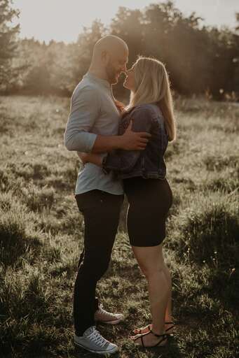 Manuela Schurr Fotografie | Paare | Babyfotograf auf alleFotografen