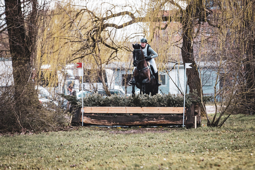 Moin Moin Design | Reitsport Fotografie | Hochzeitsfotograf auf alleFotografen