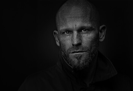 HyImage - Fotografie und Film by Caleb Ridgeway | Portrait | Aktfotograf auf alleFotografen