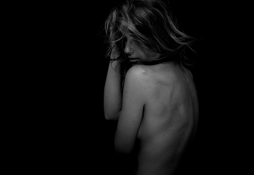 HyImage - Fotografie und Film by Caleb Ridgeway | Feine Aktfotografie  | Passbildfotograf auf alleFotografen