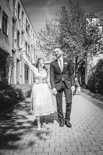 Pixiflows | Begüm & Ennio | Portraitfotograf auf alleFotografen
