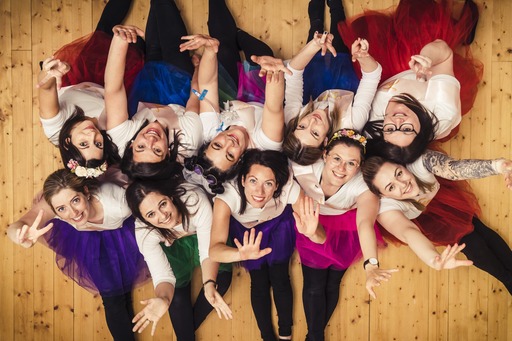 PRESS THE BUTTON Innsbruck | Poltern / JGA | Familienfotograf auf alleFotografen