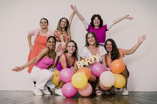 PRESS THE BUTTON Innsbruck | Poltern / JGA | Familienfotograf auf alleFotografen