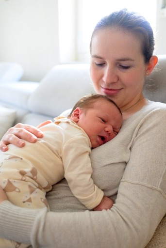 nadinefotografie by Nadine Molnar | Newborn | Tierfotograf auf alleFotografen