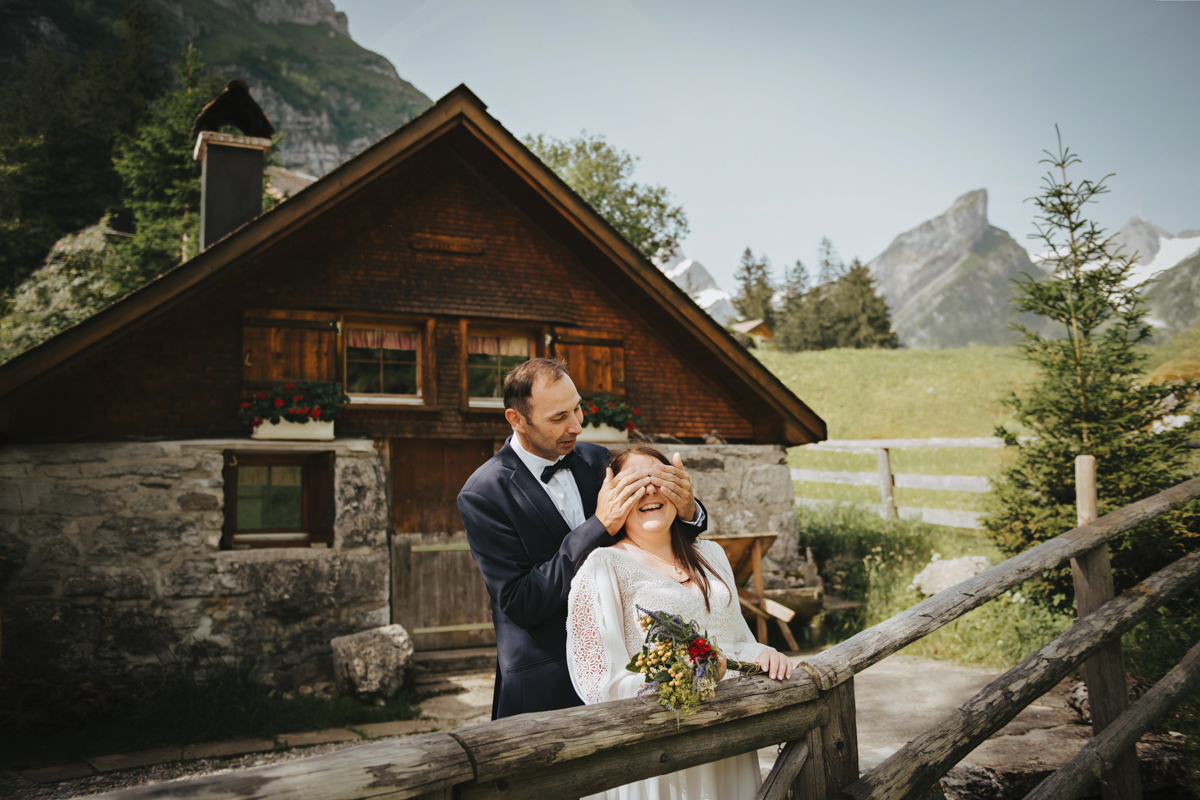 Fotomeg.ch | Hochzeitsfotos | Portraitfotograf auf alleFotografen