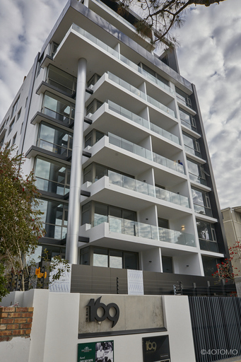 MO Bassa | ARCHITECTURE | Fahrzeugfotograf auf alleFotografen