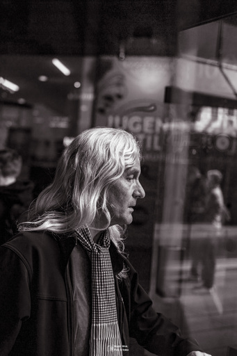 Fototrainer Wink | Street_Photography | Hochzeitsfotograf auf alleFotografen