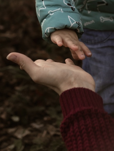 RedPyjamas.Duo | Familie | Portraitfotograf auf alleFotografen