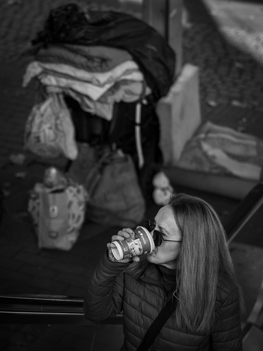 Skyla.Lebenskontraste | Streetfotografie | Industriefotograf auf alleFotografen