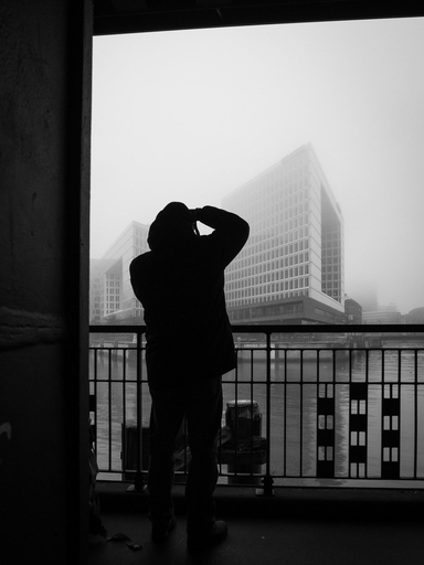 Skyla.Lebenskontraste | Streetfotografie | Industriefotograf auf alleFotografen