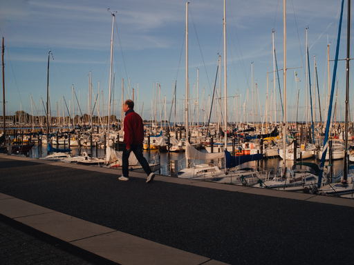 Skyla.Lebenskontraste | Streetfotografie | Portraitfotograf auf alleFotografen