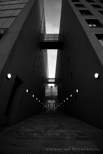 Sebastian Reichenbach | Architektur | Hochzeitsfotograf auf alleFotografen