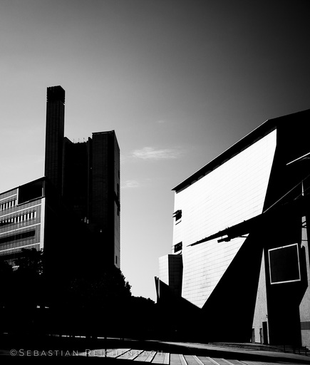 Sebastian Reichenbach | Street Photography | Architekturfotograf auf alleFotografen