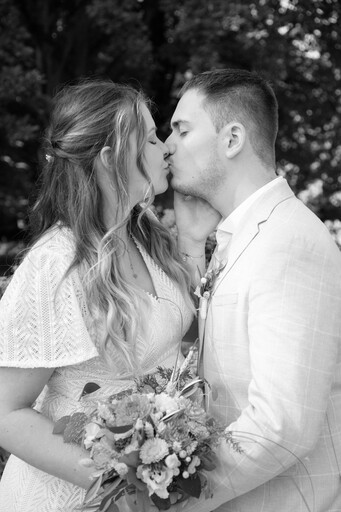 Julia Auer | Melly+Chris | Portraitfotograf auf alleFotografen