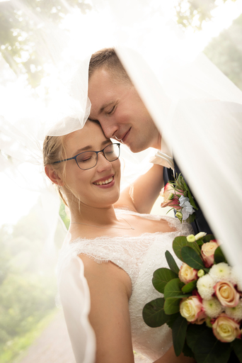 Lena Schöning Fotografie | Hochzeit | Portraitfotograf auf alleFotografen
